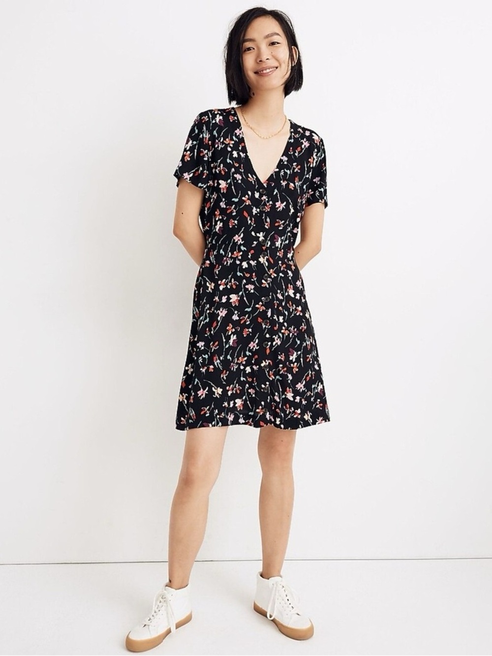Madewell V-Neck Button-Front Mini Dress in Drifting Flowers